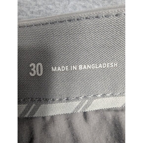 IZOD Hybrid Shorts Mens 30 Performance Advantage Golf Quick Dry Casual Summer - Picture 11 of 12